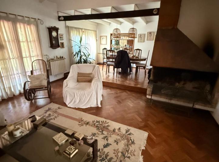 Foto de Villa Belgrano casa zona central 1750m2 terreno 370m2 cubiertos, imagen 5
