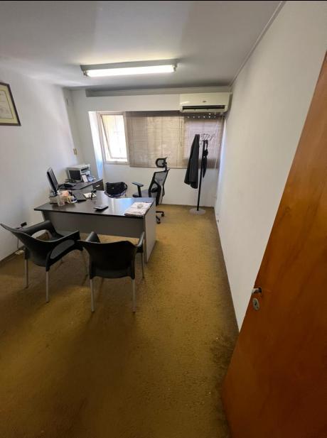 Foto de EXCEPCIONAL OFICINA EN EL EDIFICIO SIRIO LIBANES, EN PLENO CENTRO DE, imagen 4