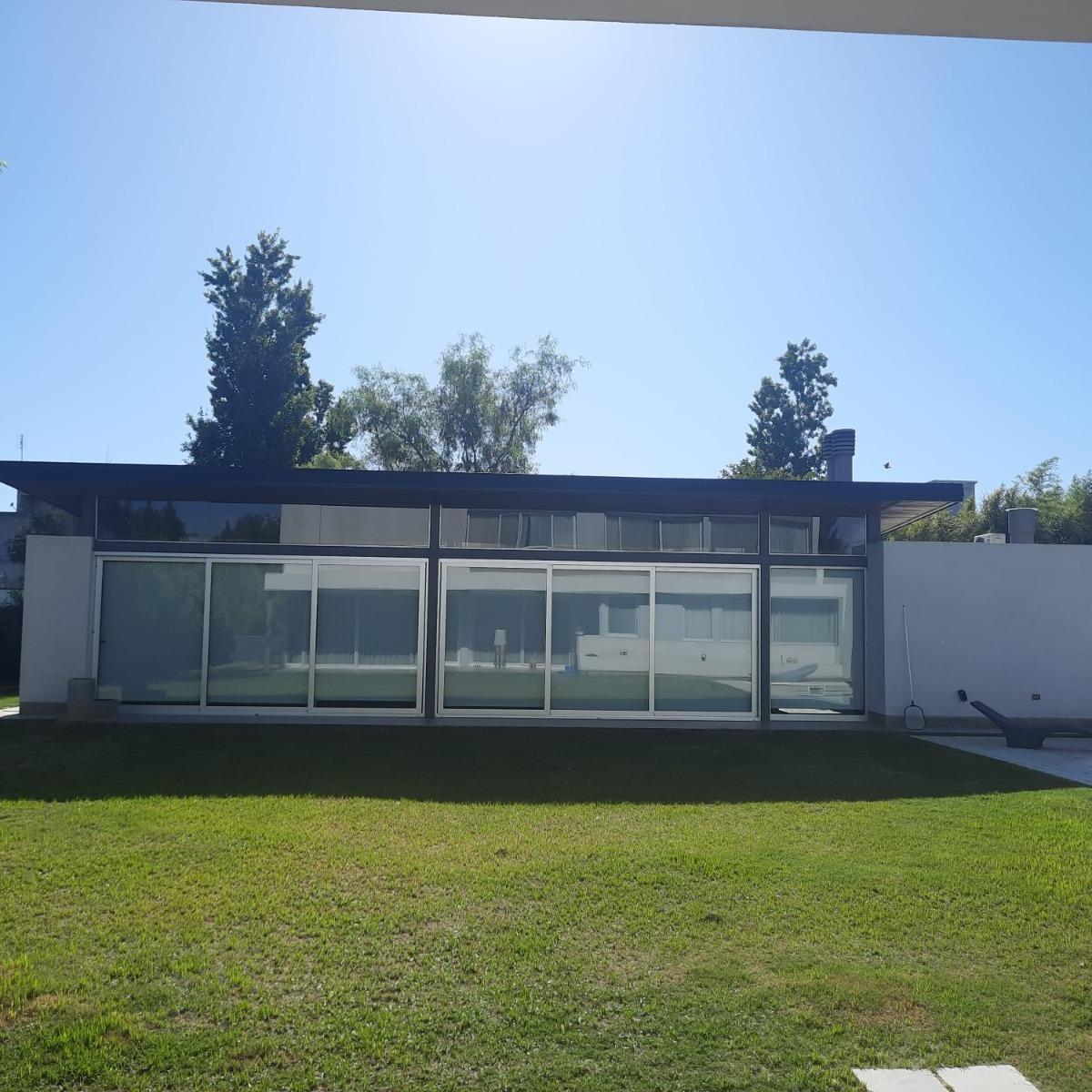 Venta Excepcional Casa en Barrio San Isidro - Villa Allende - Cordoba 2