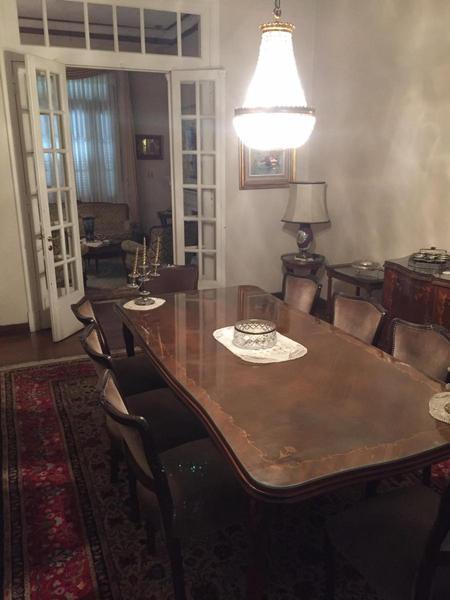 Foto de Excepcional Casona sobre Bv. Oroño - SOLO PARA USO COMERCIAL -, imagen 2