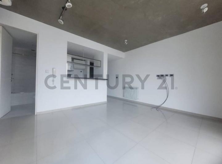 Alquiler 1 dormitorio con vestidor y balcón en La Plata 4