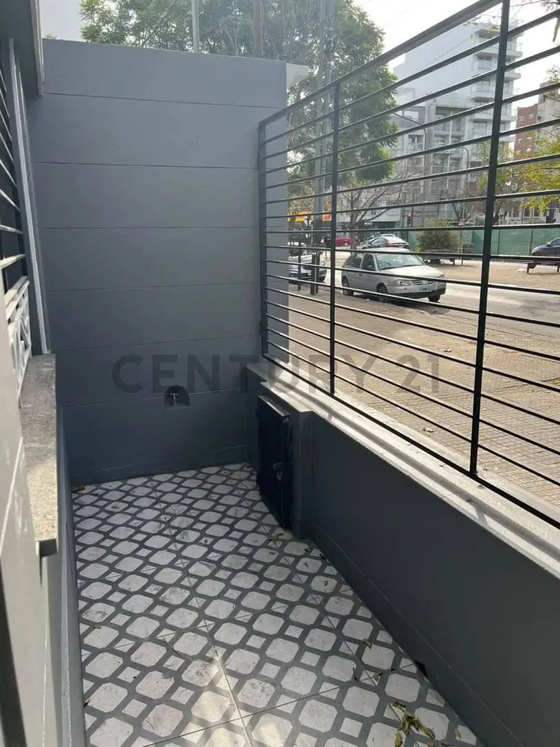 VENTA CASA TIPO PH FRENTE AL PARQUE SAAVEDRA 4
