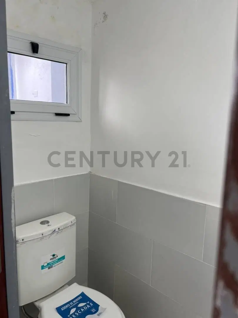 VENTA CASA TIPO PH FRENTE AL PARQUE SAAVEDRA 3