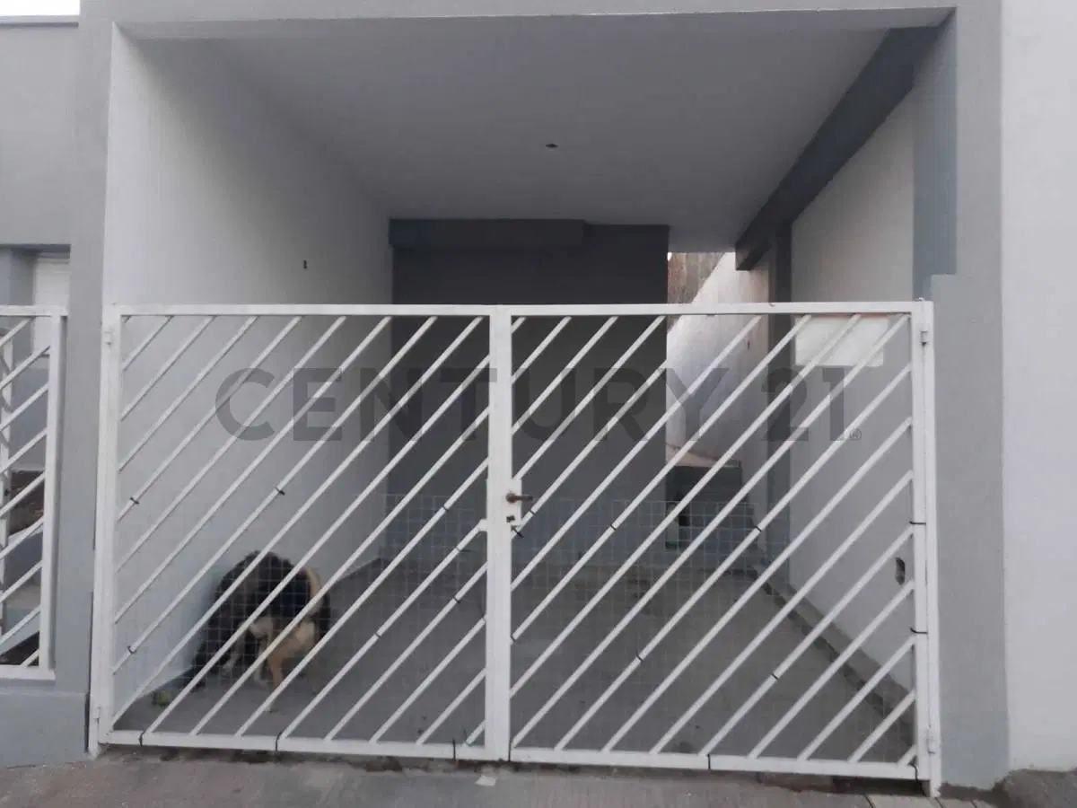 ALQUILER Dto. 1 dormitorio tipo PH en Tolosa 5