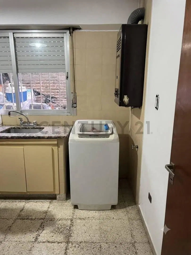 ALQUILER Dto. 1 dormitorio tipo PH en Tolosa 2