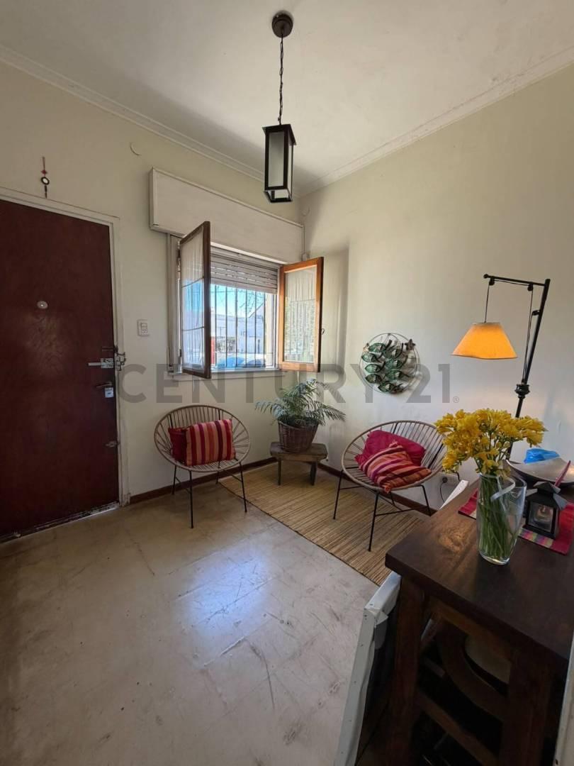 Foto de CASA A LA VENTA EN 59 CASI 28, FUNCIONAL Y ESTETICA!, imagen 1
