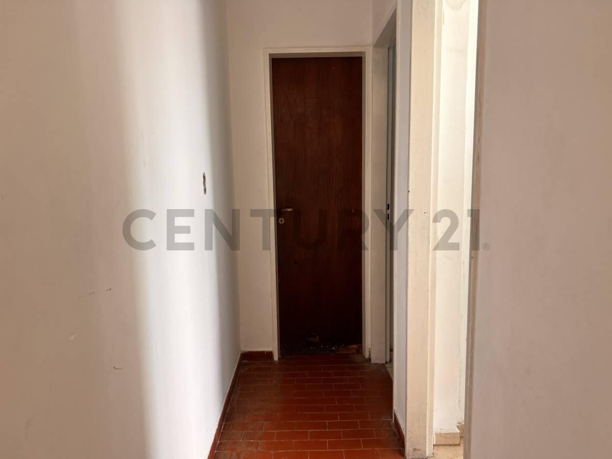 Foto de DEPARTAMENTO EN VENTA EN LOS HORNOS, LA PLATA, imagen 4