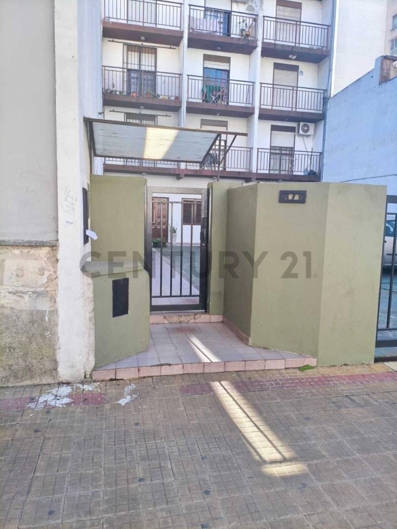 Foto de Departamento 2 dormitorios en venta en La Plata, imagen 1