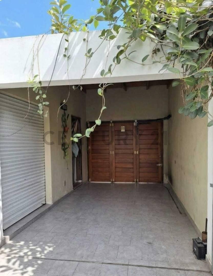 Foto de PH TIPO CASA AL FRENTE A LA VENTA EN LA PLATA, imagen 3