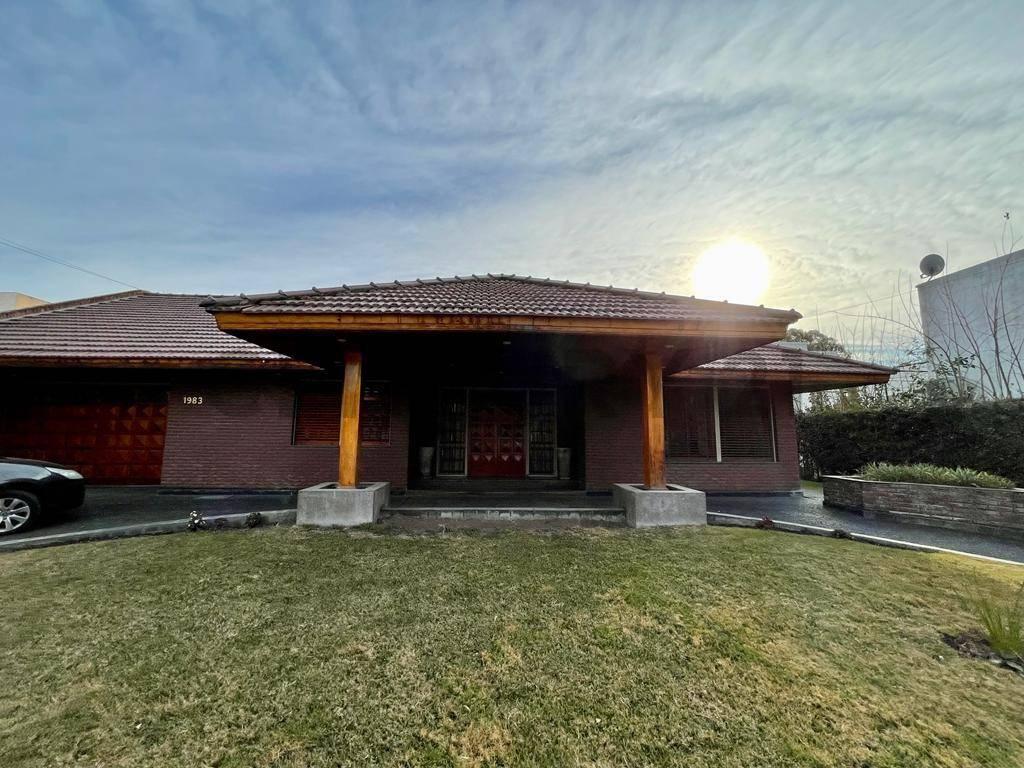 Foto de Casa en venta 4 dormitorios en Gonnet, imagen 4