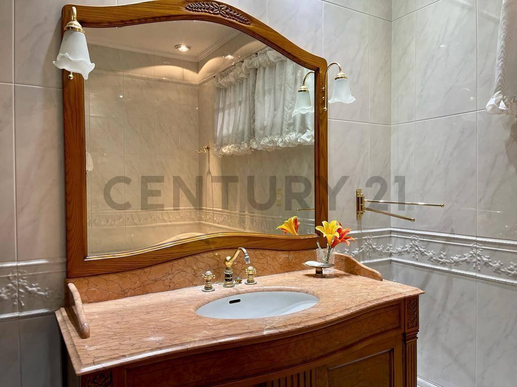 Foto de Casa en venta 4 dormitorios en Gonnet, imagen 3