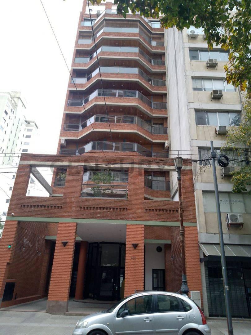 Foto de Venta piso 3 dormitorios en La plata, imagen 2