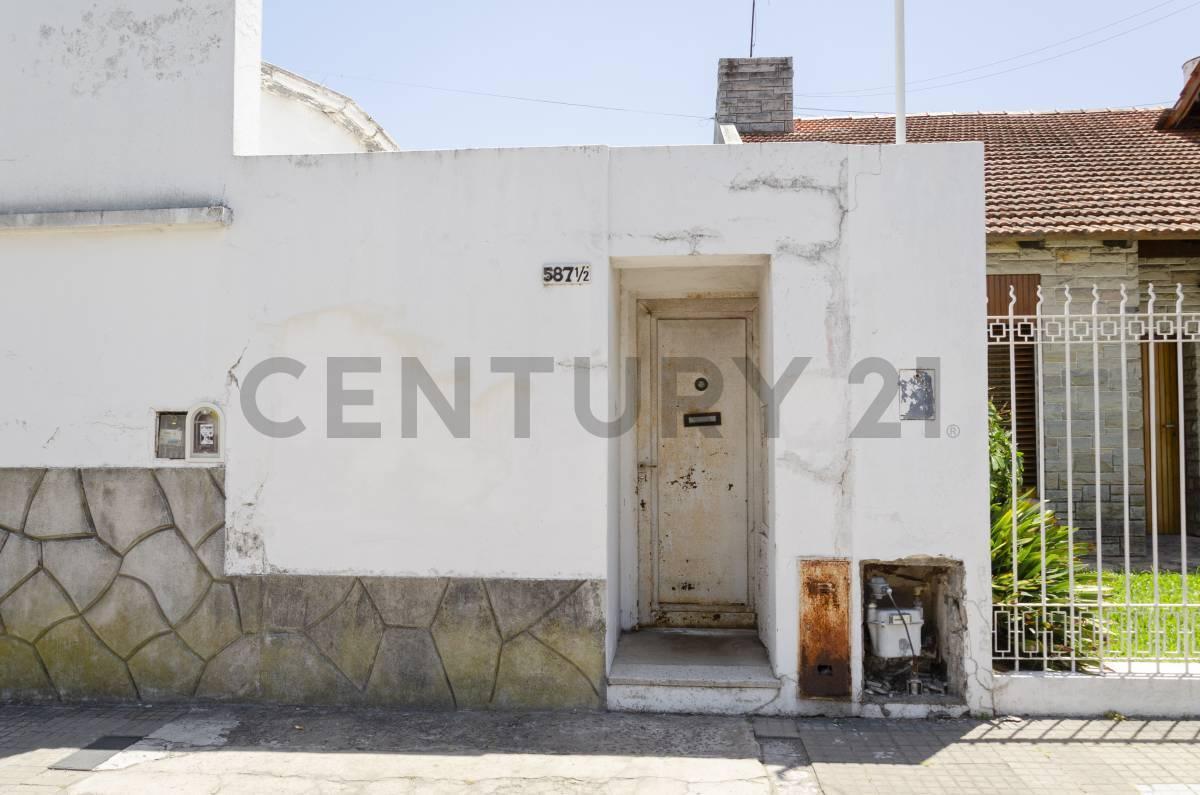 Foto de Venta PH 1 dormitorio en La Plata, imagen 2