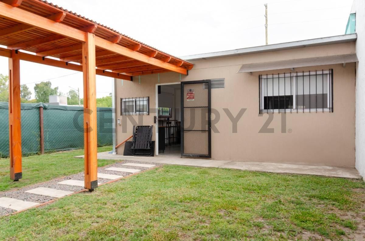 Foto de Venta de Casa en PH con 2 Dormitorios en Barrio Cerrado “Santa Elena”, imagen 2