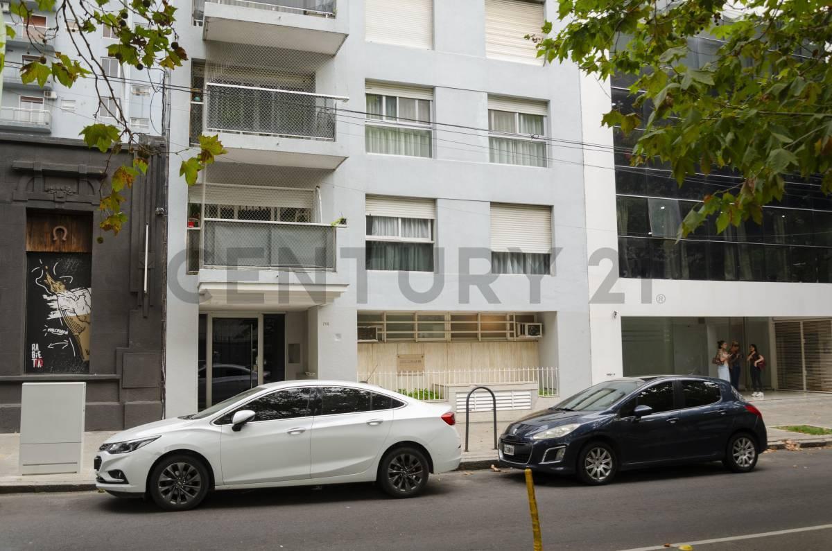 Foto de Departamento frente al Teatro Argentino, imagen 5