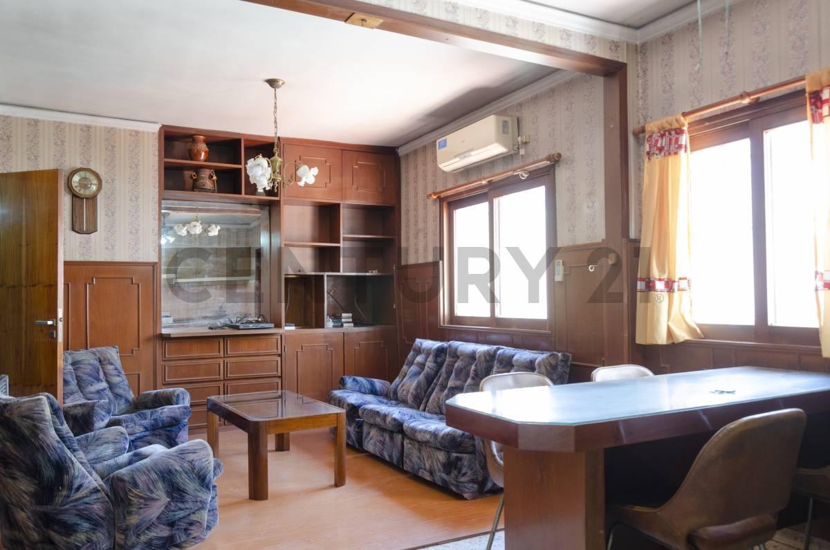 Foto de PH en venta 3 dormitorios en Tolosa, imagen 2