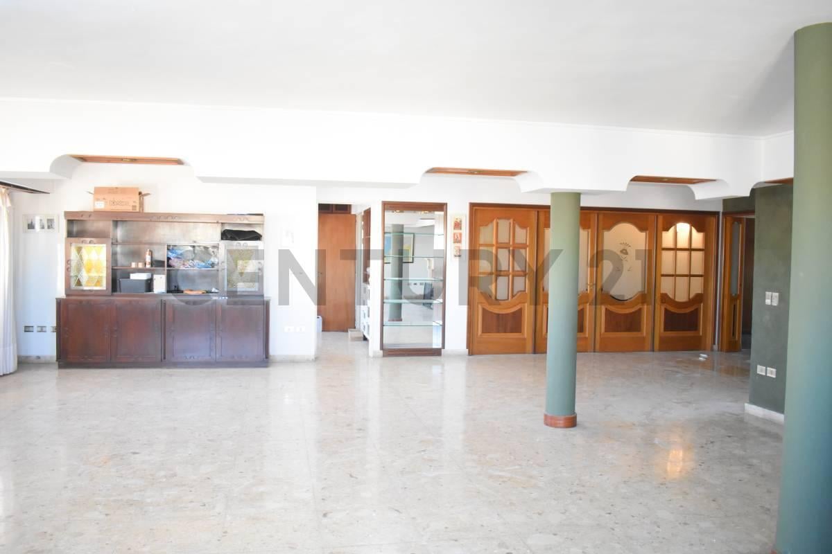 Foto de VENTA DE DEPARTAMENTO CON COCHERA , LA PLATA, imagen 1