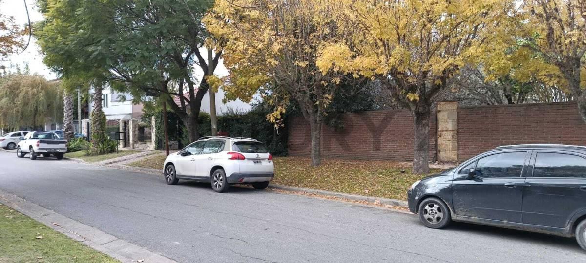 Foto de TERRENO EN VENTA EN GONNET, imagen 2
