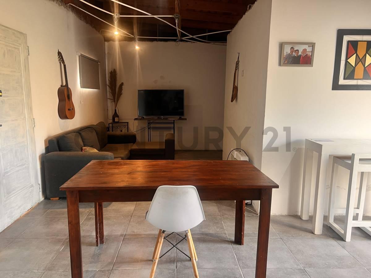 Foto de VENTA DE CASA EN Lisandro Olmos, LA PLATA, imagen 1