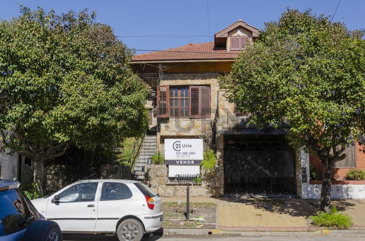 Foto de Casa 3 dormitorios en venta La Plata, imagen 1