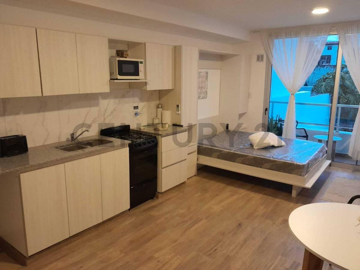 Foto de Monoambiente con balcón en venta en La Plata, imagen 2