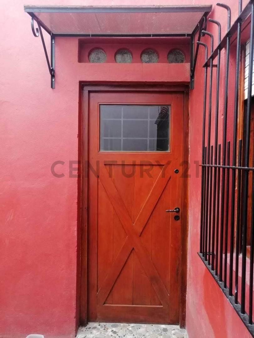 Foto de PH tipo casa , 2 dormitorios en venta zona villa elvira, imagen 1