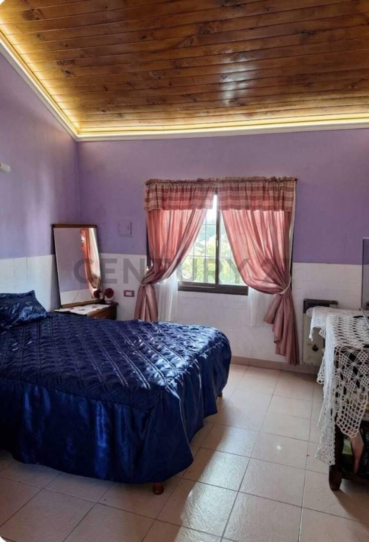 Foto de CASA CON EXCELENTE POTENCIAL COMERCIAL! EN VENTA SOBRE LOTE PROPIO EN, imagen 5
