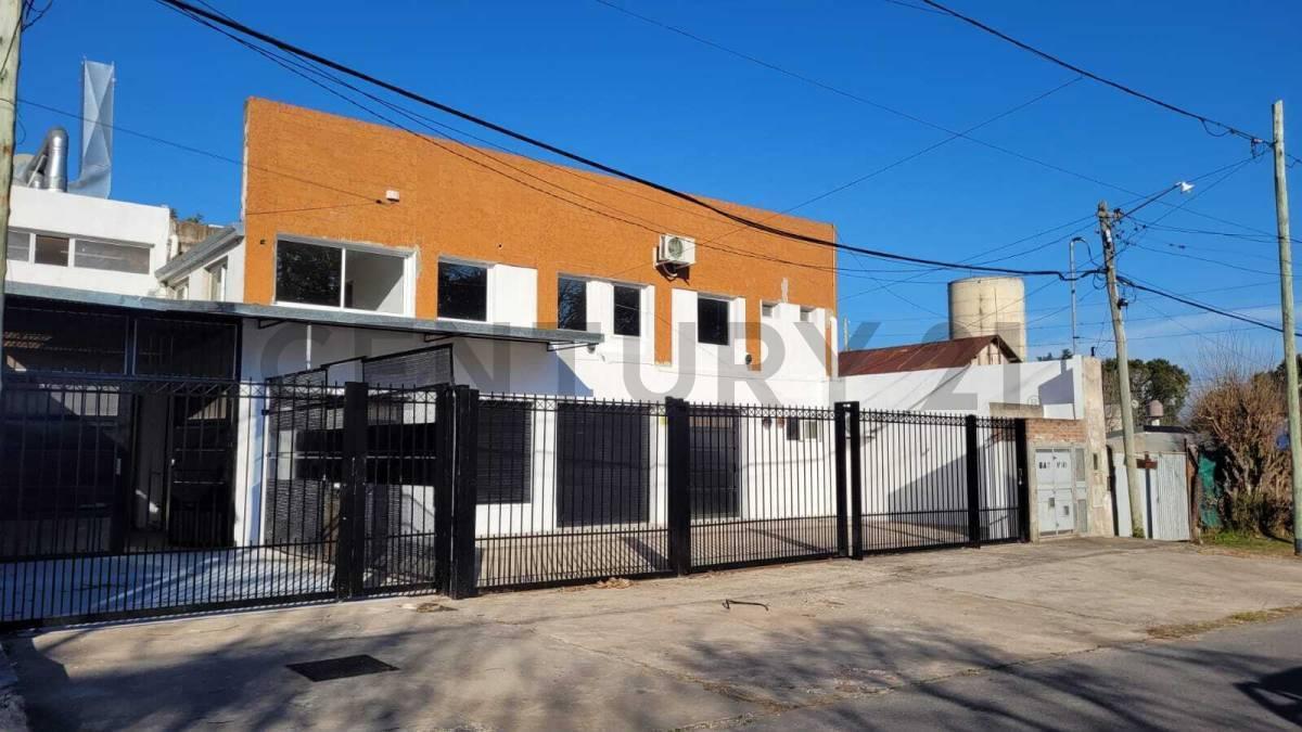 Foto de Venta de importante nave multiuso: ideal deposito, producción o, imagen 1