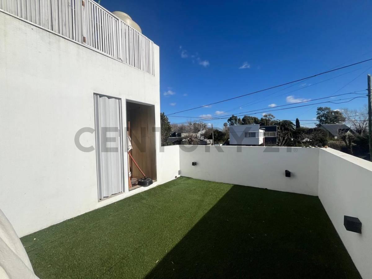 Foto de Venta de duplex a estrenar totalmente amueblado en Villa del Plata, imagen 1