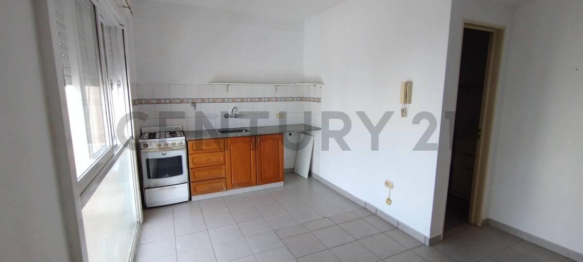 Foto de DEPARTAMENTO 1 DORMITORIO EN ZONA FACULTADES!!!, imagen 2