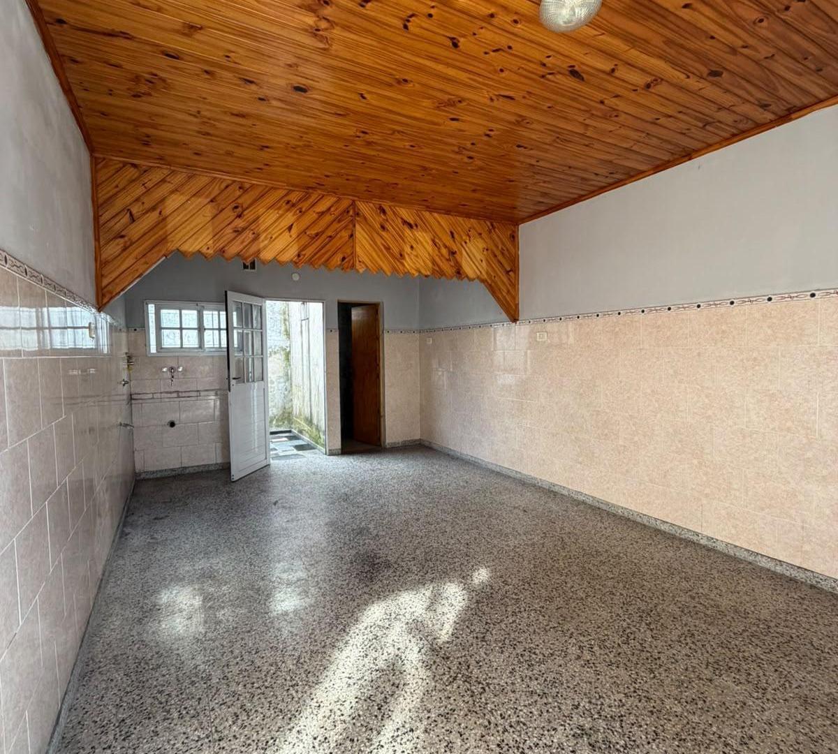 Foto de Casa en venta en berisso ideal 3 alquileres, imagen 2