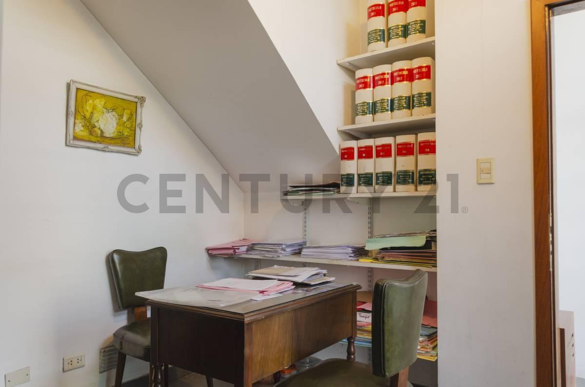 Foto de VENTA LOCAL + DEPARTAMENTO 2 DORMITORIOS (frente a la Municipalidad de, imagen 4