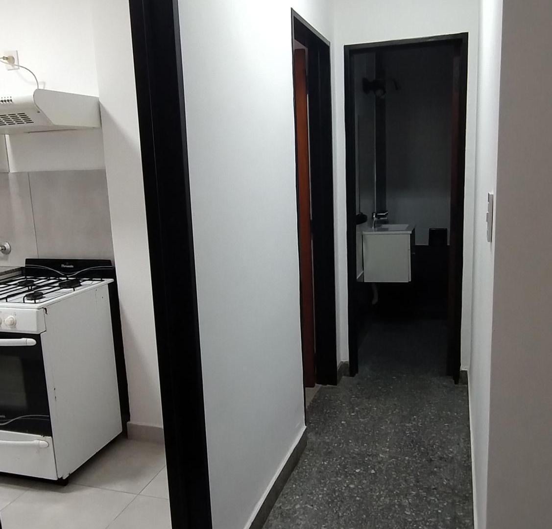Foto de Departamento de un dormitorio y patio!, imagen 5