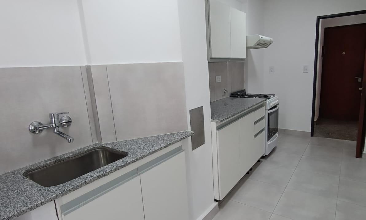 Foto de Departamento de un dormitorio y patio!, imagen 1