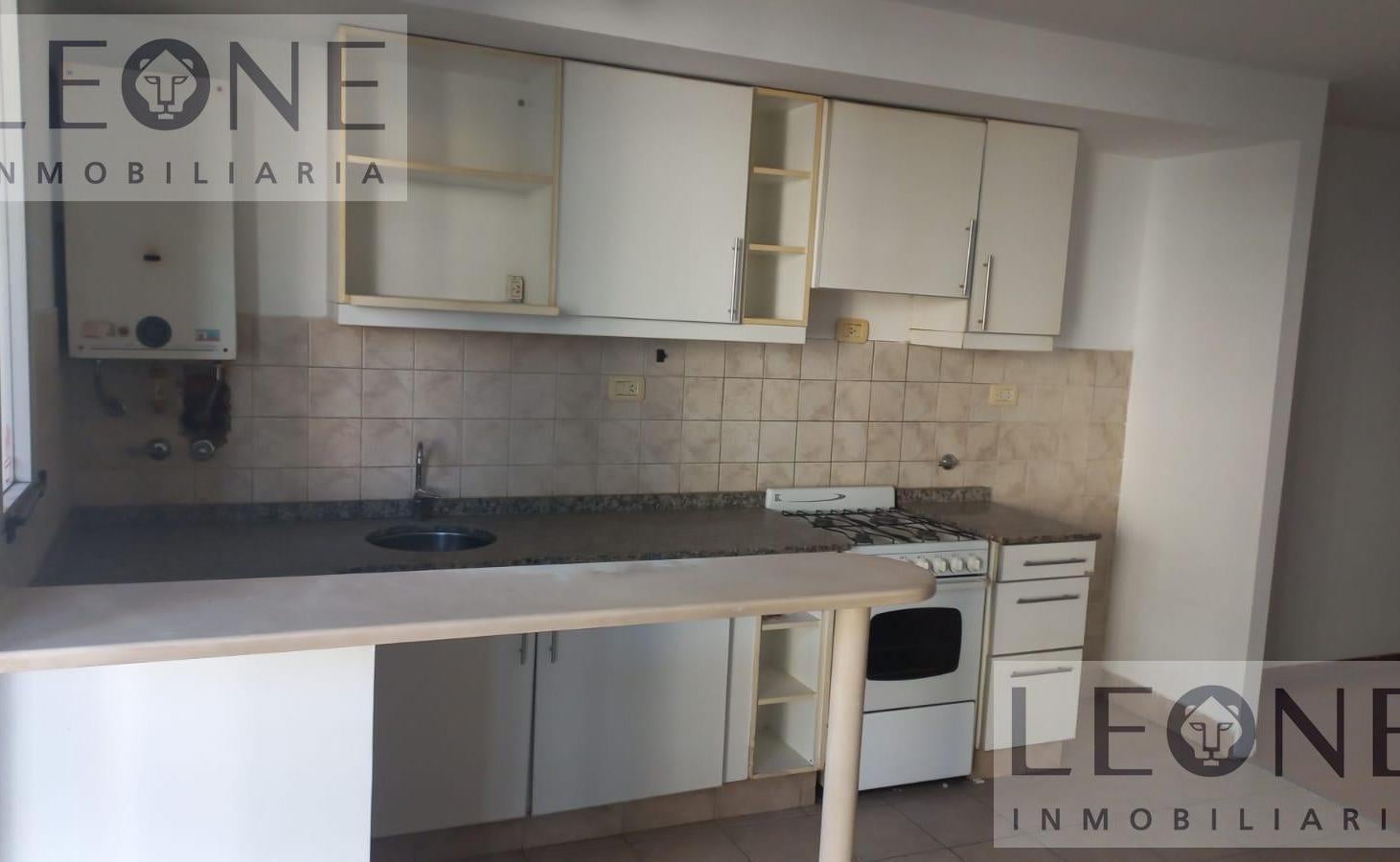 Foto de Departamento 1 dormitorio en barrio Martin, imagen 2