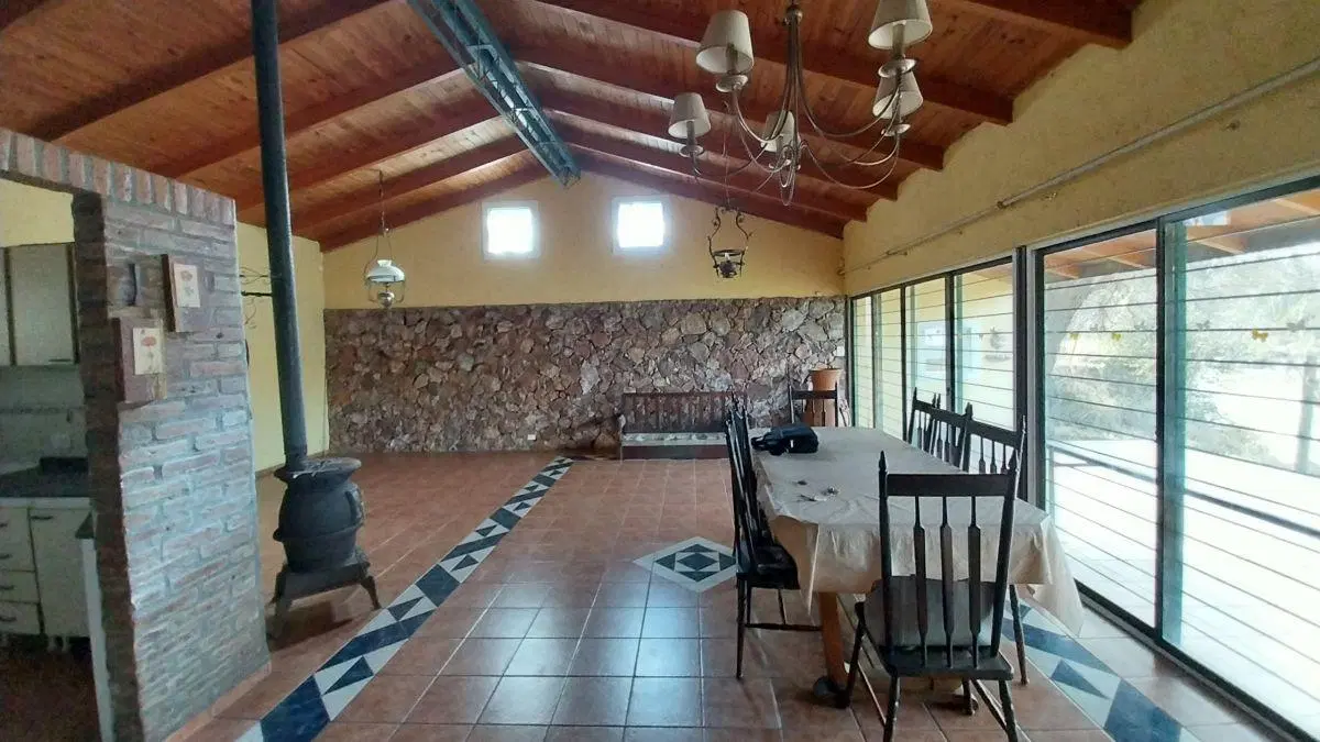 Alquiler Anual casa 2 dormitorios con escritorio Villa Carlos Paz 5