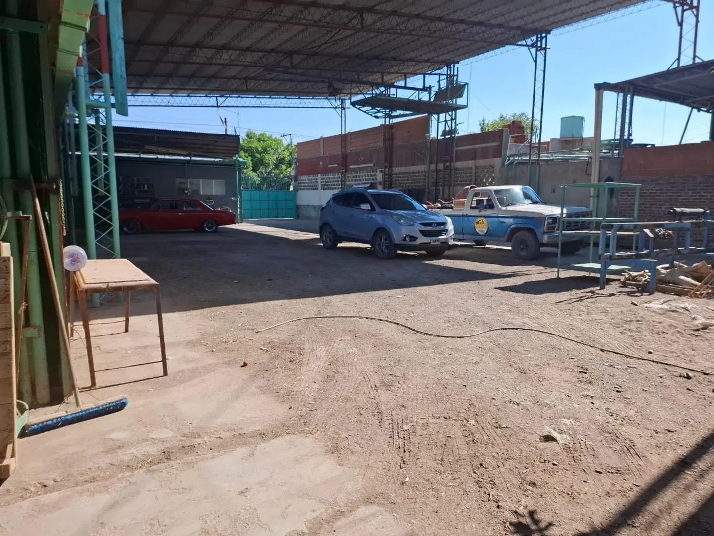 CIPOLLETTI VENDE GALPON + CASA 5