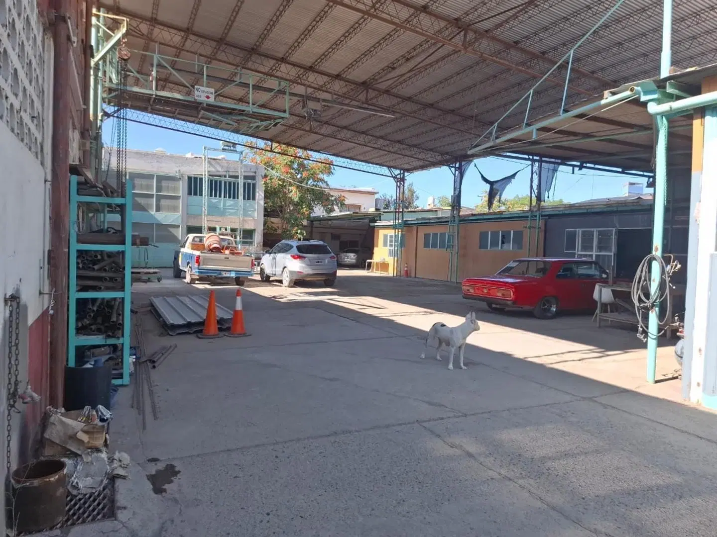 CIPOLLETTI VENDE GALPON + CASA 4