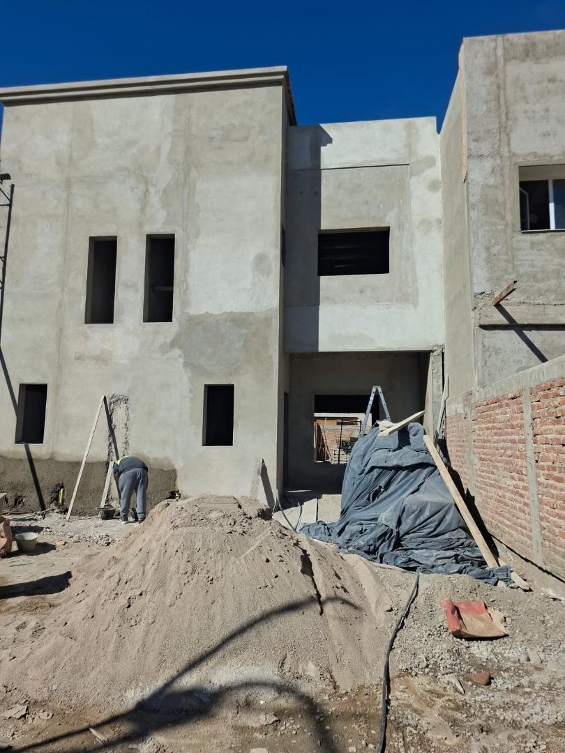 Foto de CIPOLLETTI VENDE DUPLEX 3 DORM C /FINANCIACION, imagen 1