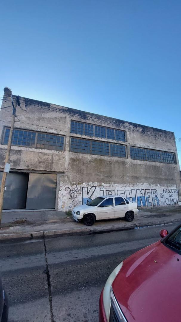 Galpon en venta. Bernal