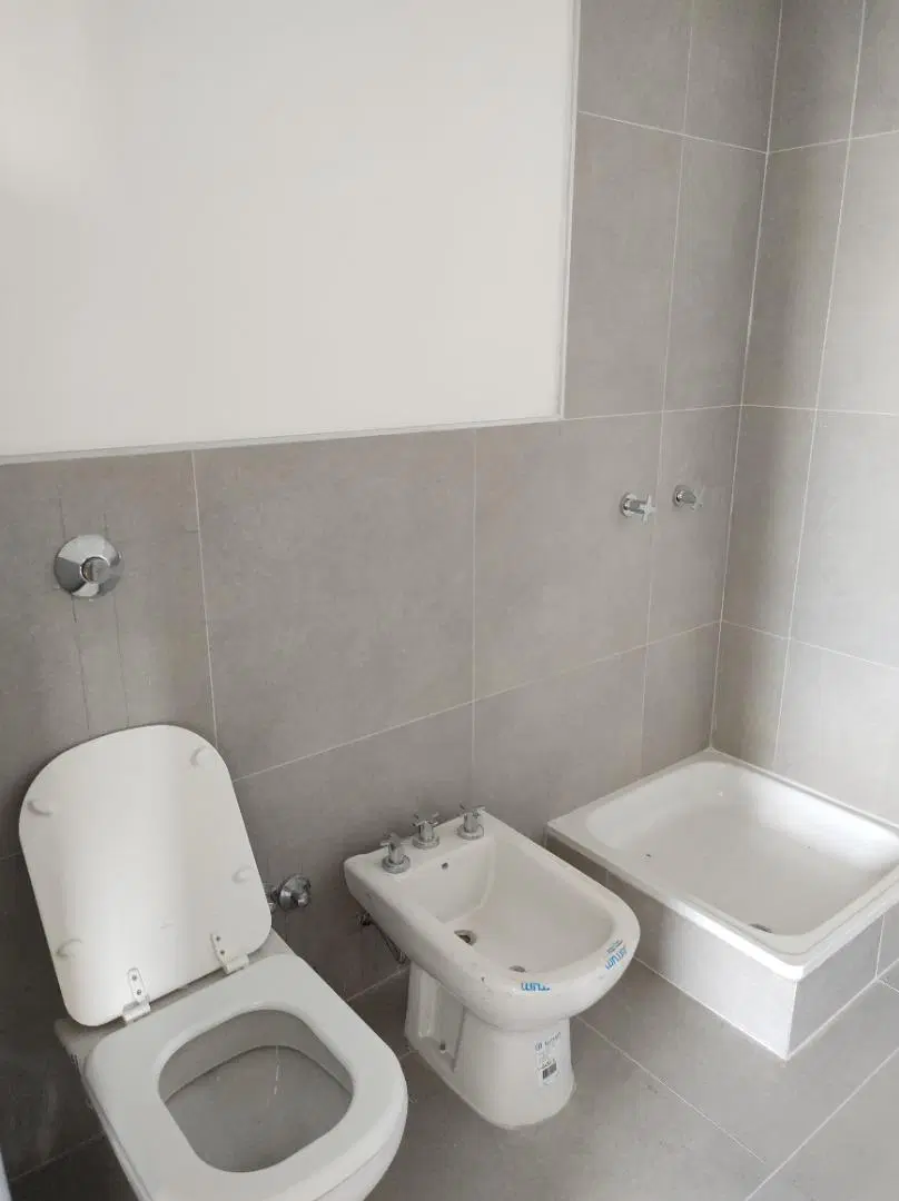 Departamento tres ambientes cerca de Lomitas 2
