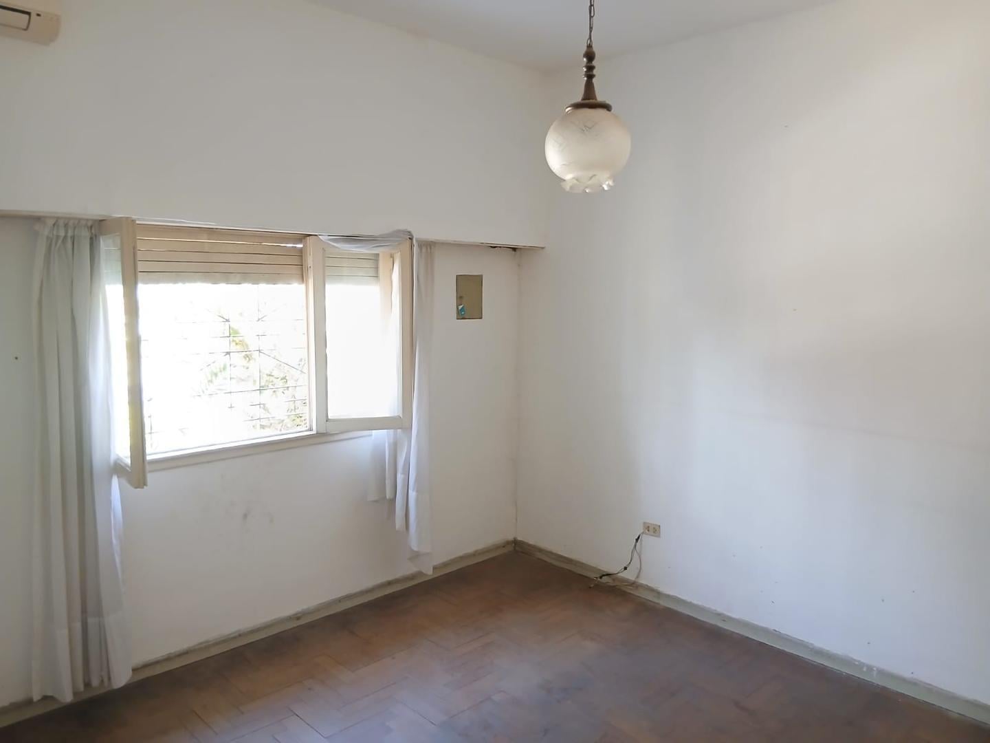 Foto de Casa de 3 ambientes con parque, imagen 2