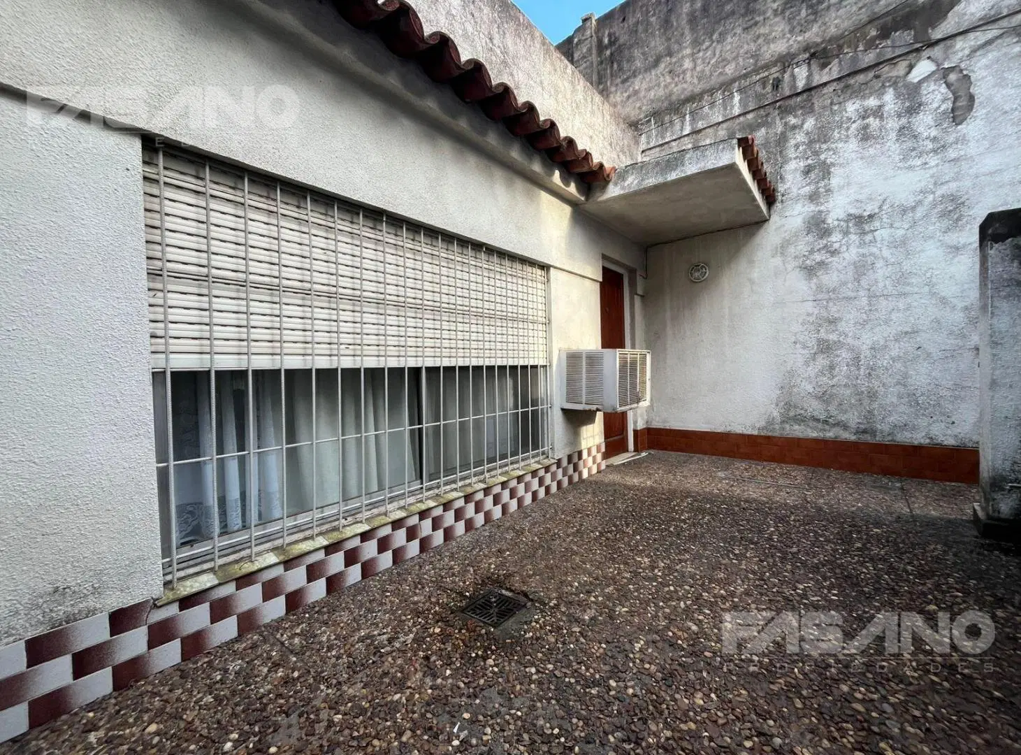 PH 4 AMB. AL FONDO EN VENTA - SAN MARTIN FRENTE A LA UNSAM 2