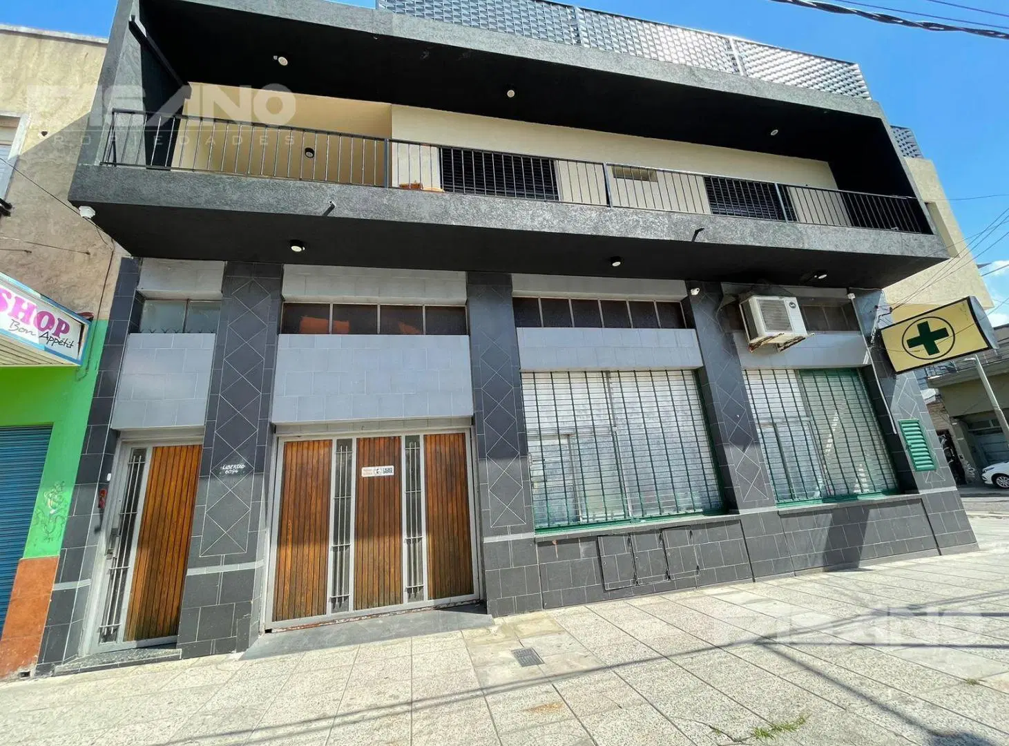 PH 5 AMB. CON LUJOSO DISEÑO EN VENTA - VILLA BALLESTER 3