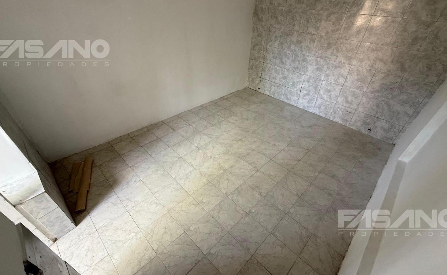 Foto de ALQUILER – IMPORTANTE PROPIEDAD COMERCIAL / PROFESIONAL EN SAN ANDRÉS, imagen 4