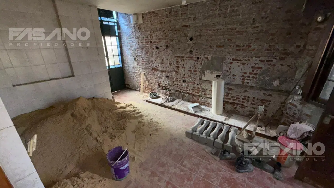 ALQUILER – IMPORTANTE PROPIEDAD COMERCIAL / PROFESIONAL EN SAN ANDRÉS (SAN MARTÍN) 3