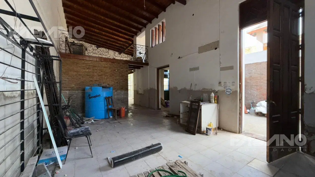 ALQUILER – IMPORTANTE PROPIEDAD COMERCIAL / PROFESIONAL EN SAN ANDRÉS (SAN MARTÍN) 4