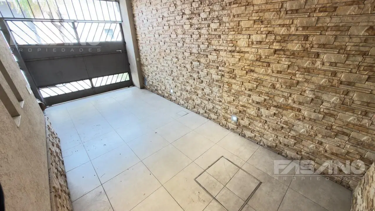 Casa en Villa Coronel José M. Zapiola 4