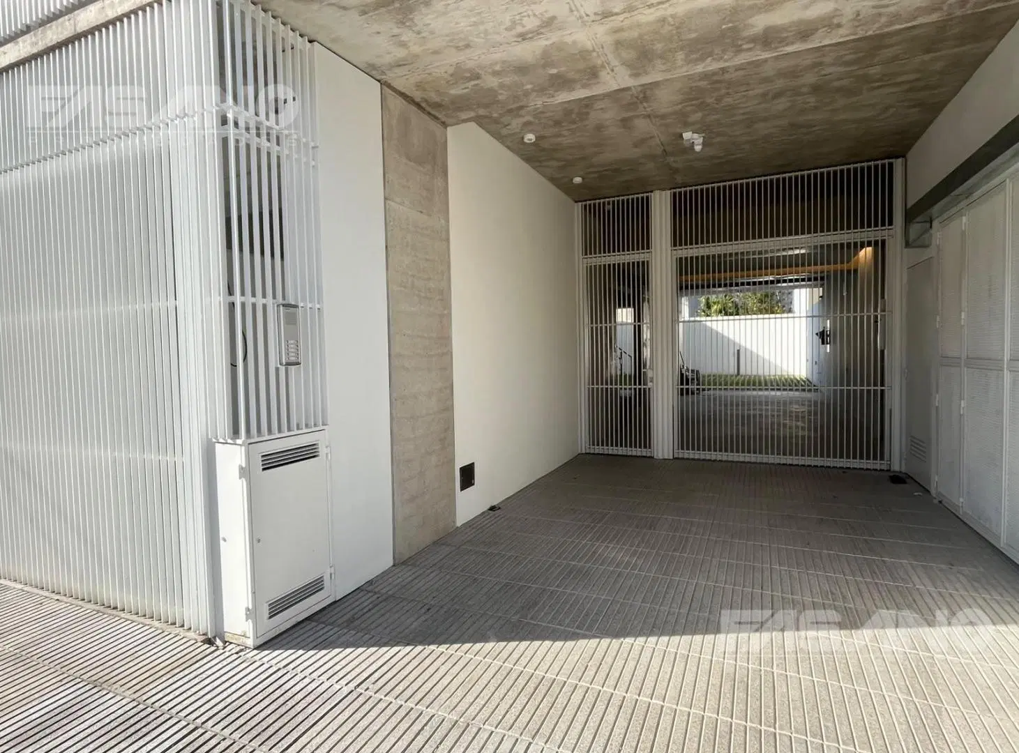 DEPARTAMENTO MONOAMBIENTE A ESTRENAR EN VENTA - BALLESTER CENTRO 2