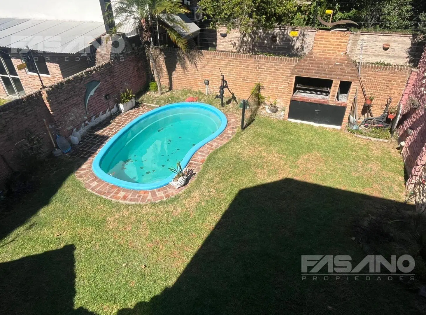 CASA DE DOS PLANTAS CON JARDIN EN VENTA - BOULOGNE SUR MER 2